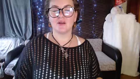 Snapshot of nikaskylink chatting on 11, 11, 2025 Nika online show from 11, 11, 2025