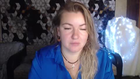 Snapshot of nikaskylink chatting on 19, 11, 2025 Nika online show from 19, 11, 2025