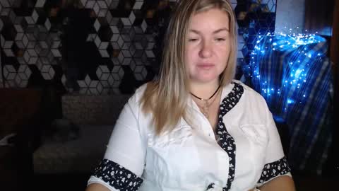 Snapshot of nikaskylink chatting on 19, 12, 2025 Nika online show from 19, 12, 2025