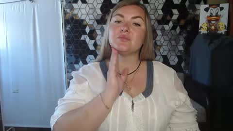 Snapshot of nikaskylink chatting on 8, 6, 2026 Nika online show from 8, 6, 2026