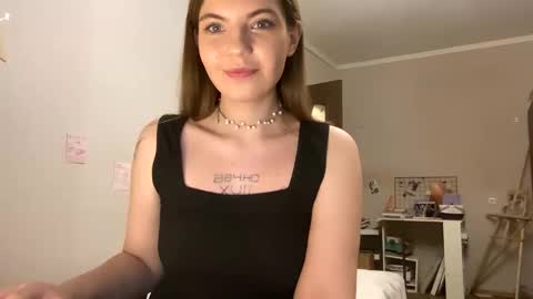 nikastardust online show from 31, 1, 2025