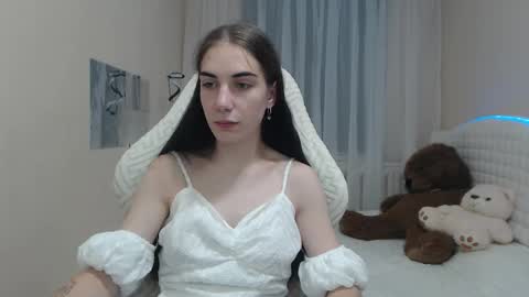 nikastarkk online show from 10, 9, 2025