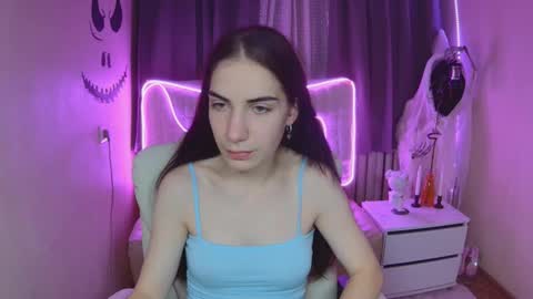 nikastarkk online show from 14, 10, 2025