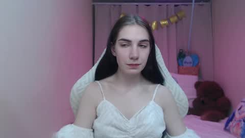 nikastarkk online show from 7, 4, 2026