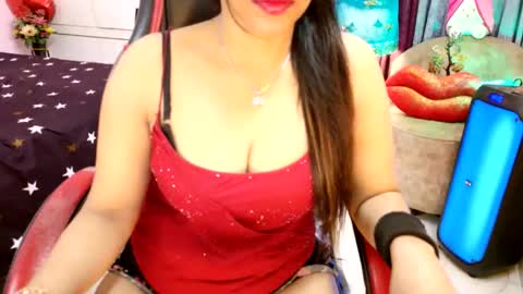 nikatheempress online show from 10, 4, 2026