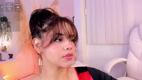 NIKA online show from 28, 10, 2025