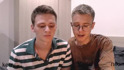 nikikerry_cum_ online show from 15, 10, 2025