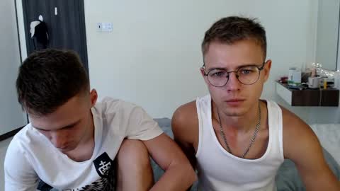 nikikerry_cum_ online show from 26, 4, 2026