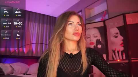 Snapshot of nikki_amour chatting on 18, 10, 2025 Nikki online show from 18, 10, 2025