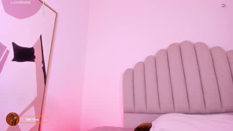 NIkki Angel online show from 14, 2, 2026