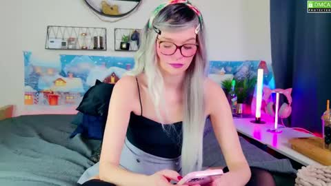 Kitty Chatte online show from 2, 1, 2025