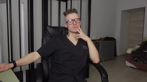 Snapshot of nikki_hard chatting on 13, 12, 2024 nikki online show from 13, 12, 2024