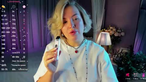 Snapshot of nikki_kai chatting on 15, 12, 2025 Nikki online show from 15, 12, 2025