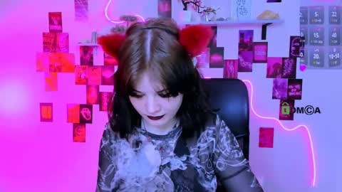 nikki_kiss_ online show from 13, 5, 2026
