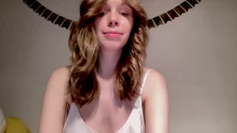 Snapshot of nikki_mi chatting on 16, 1, 2025 Nikki online show from 16, 1, 2025