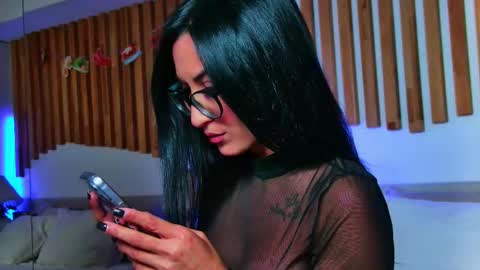 Nikki online show from 3, 10, 2025