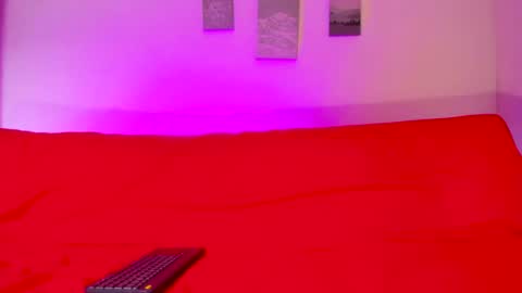 nikki_uwu online show from 8, 7, 2026