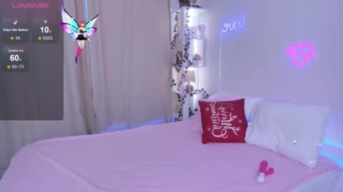 nikkikiss__ online show from 26, 11, 2025