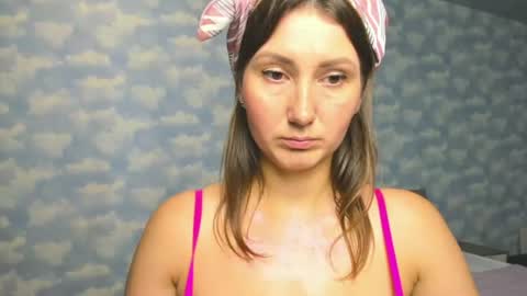 nikkikiss___ online show from 30, 6, 2026