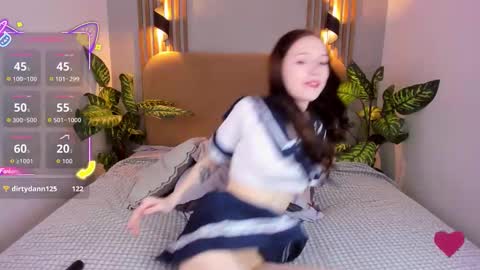 Snapshot of nikkimiltons chatting on 28, 9, 2025 Nikki online show from 28, 9, 2025