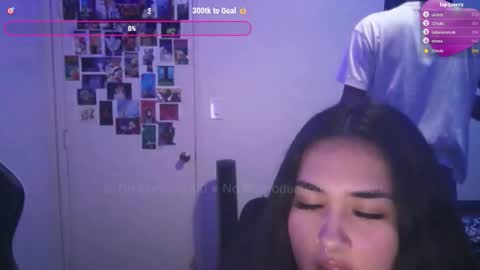 Snapshot of nikkinotnicki00 chatting on 14, 12, 2025 Nikkinotnicki00 online show from 14, 12, 2025