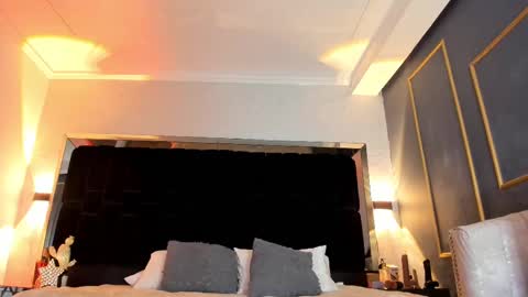     online show from 22, 2, 2025