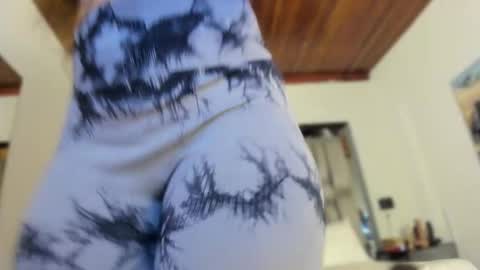     online show from 6, 11, 2025