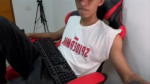 niklaus_wolf online show from 26, 3, 2026