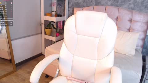 Snapshot of niko_robin chatting on 3, 12, 2024 Niko Robin online show from 3, 12, 2024