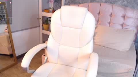 Snapshot of niko_robin chatting on 4, 12, 2024 Niko Robin online show from 4, 12, 2024