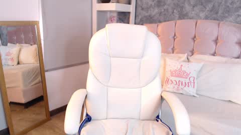 Snapshot of niko_robin chatting on 9, 12, 2024 Niko Robin online show from 9, 12, 2024