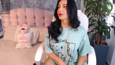 Snapshot of niko_robin chatting on 19, 2, 2025 Niko Robin online show from 19, 2, 2025