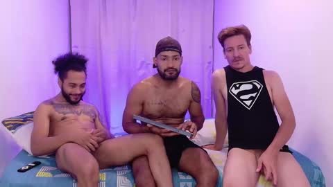 Snapshot of niko_roko chatting on 14, 10, 2025 niko_roko online show from 14, 10, 2025