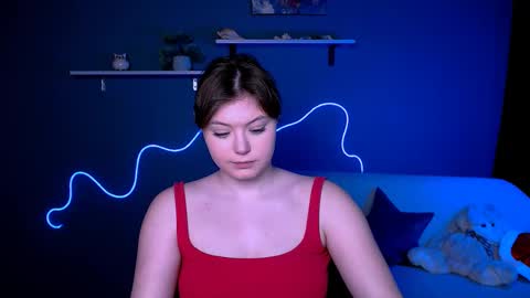 Snapshot of nikol_kitt chatting on 11, 2, 2025 Little Niko Help me reach my goals online show from 11, 2, 2025