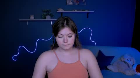 Snapshot of nikol_kitt chatting on 12, 2, 2025 Little Niko Help me reach my goals online show from 12, 2, 2025