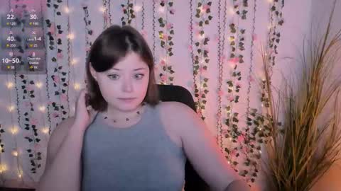 Snapshot of nikol_kitt chatting on 11, 9, 2025 Little Niko Help me reach my goals online show from 11, 9, 2025