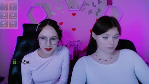 Snapshot of nikol_kitt chatting on 11, 10, 2025 Little Niko Help me reach my goals online show from 11, 10, 2025