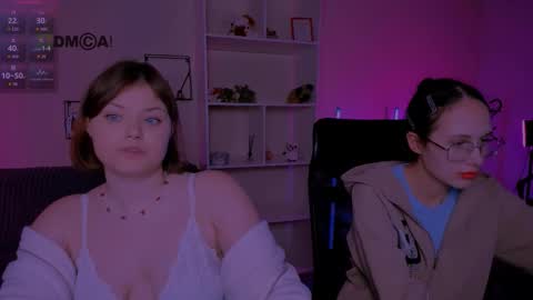 Snapshot of nikol_kitt chatting on 12, 10, 2025 Little Niko Help me reach my goals online show from 12, 10, 2025