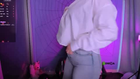 Snapshot of nikol_kitt chatting on 25, 10, 2025 Little Niko Help me reach my goals online show from 25, 10, 2025