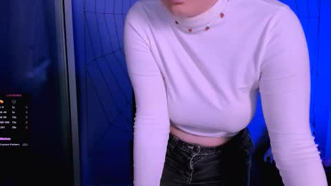 Snapshot of nikol_kitt chatting on 8, 11, 2025 Little Niko Help me reach my goals online show from 8, 11, 2025