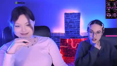 Snapshot of nikol_kitt chatting on 1, 2, 2026 Little Niko Help me reach my goals online show from 1, 2, 2026