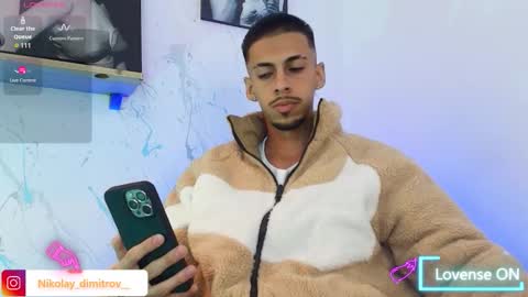 Snapshot of nikolay_dimitrov chatting on 22, 11, 2025 online show from 22, 11, 2025