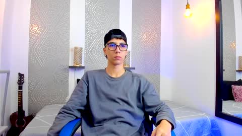    online show from 4, 2, 2025