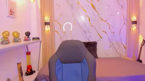    online show from 8, 3, 2026