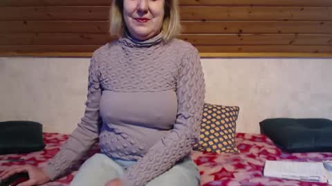 Snapshot of nikole111 chatting on 2, 1, 2025 Nikole1 online show from 2, 1, 2025