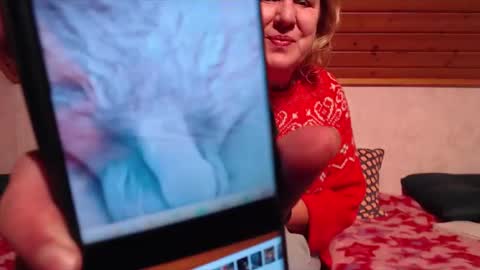 Snapshot of nikole111 chatting on 5, 1, 2025 Nikole1 online show from 5, 1, 2025