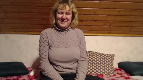 Snapshot of nikole111 chatting on 6, 1, 2025 Nikole1 online show from 6, 1, 2025