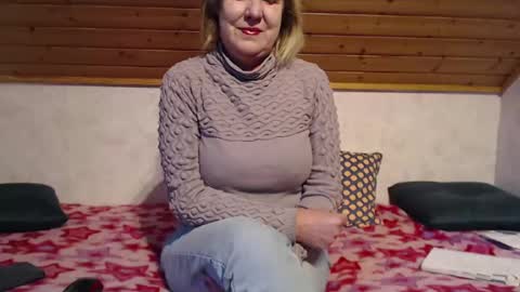 Snapshot of nikole111 chatting on 10, 1, 2025 Nikole1 online show from 10, 1, 2025