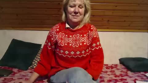 Snapshot of nikole111 chatting on 2, 2, 2025 Nikole1 online show from 2, 2, 2025