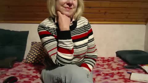 Snapshot of nikole111 chatting on 4, 2, 2025 Nikole1 online show from 4, 2, 2025